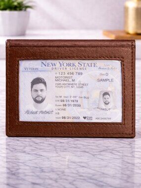 Genuine Leather Men's Bifold Card Holder with RFID Blocking